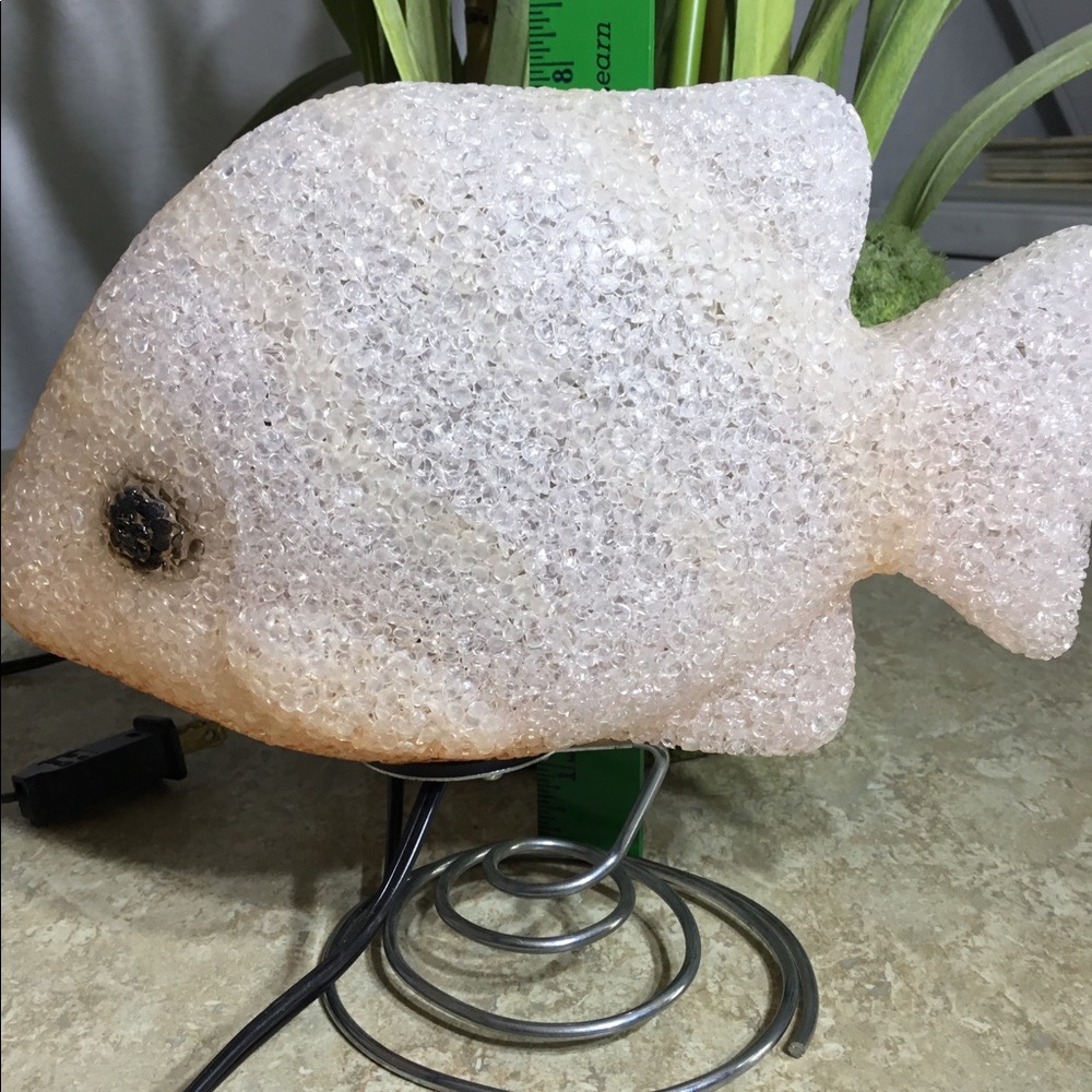 Fun Pink Fish Light - Picture 5 of 7
